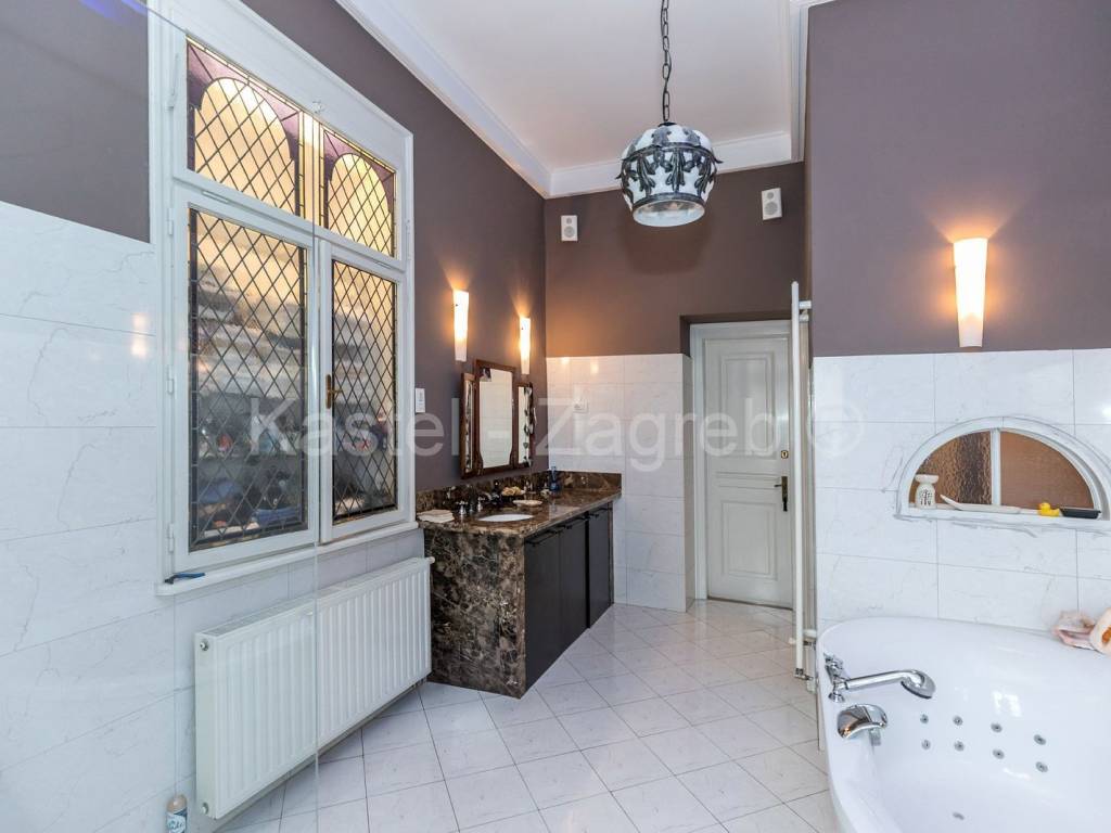 Stan u zgradi, Prodaja, Zagreb, Donji Grad