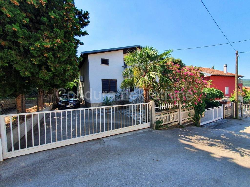 Apartmanska kuća, Prodaja, Obrovac, Kruševo