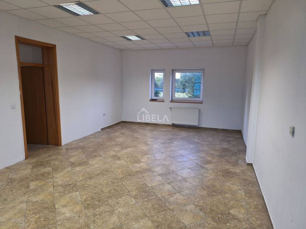 Ured, Prodaja, Mursko središće, Mursko Središće