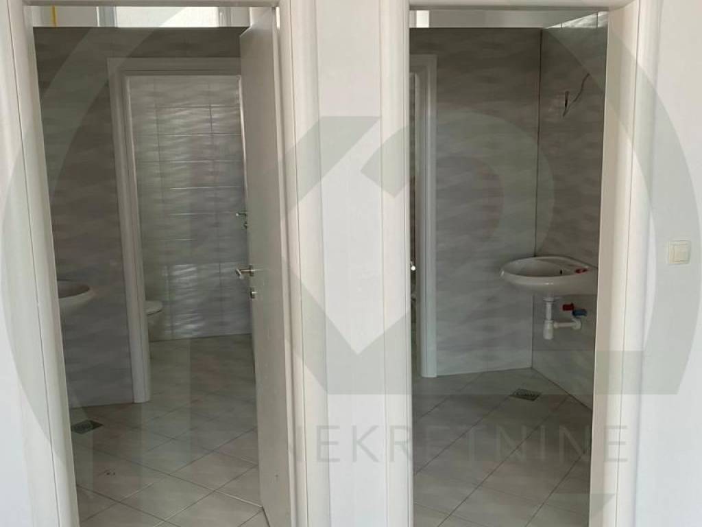 Hala, Prodaja, Slavonski Brod, Slavonski Brod