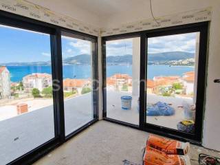 Apartman na moru, Prodaja, Okrug, Okrug Gornji