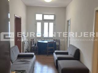 Prodajemo poslovni prostor na Trešnjevci  82 m2