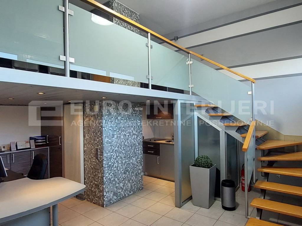 Poslovni prostor Knežija 32,65 m2