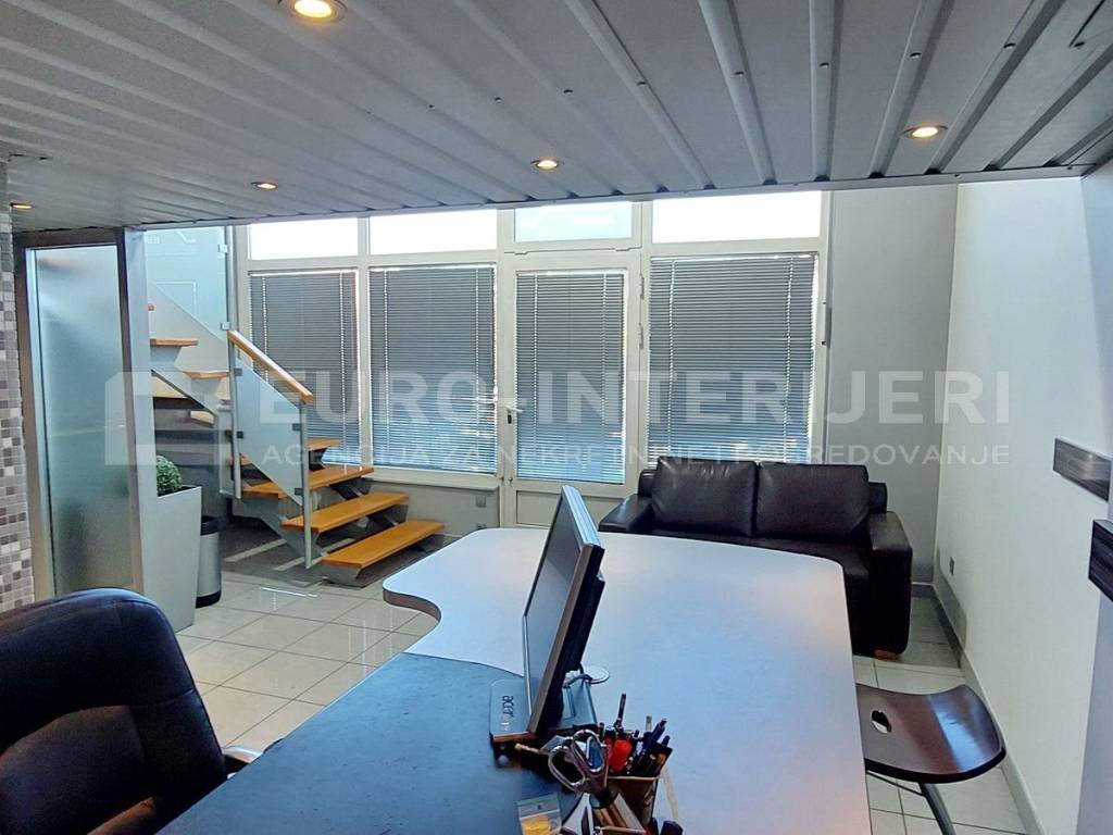 Poslovni prostor Knežija 32,65 m2