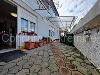 Apartman na moru, Prodaja, Vir, Vir