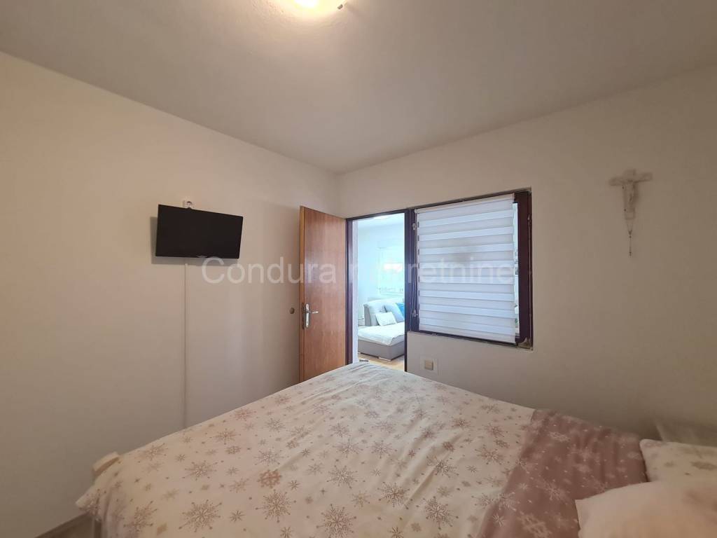 Apartman na moru, Prodaja, Vir, Vir