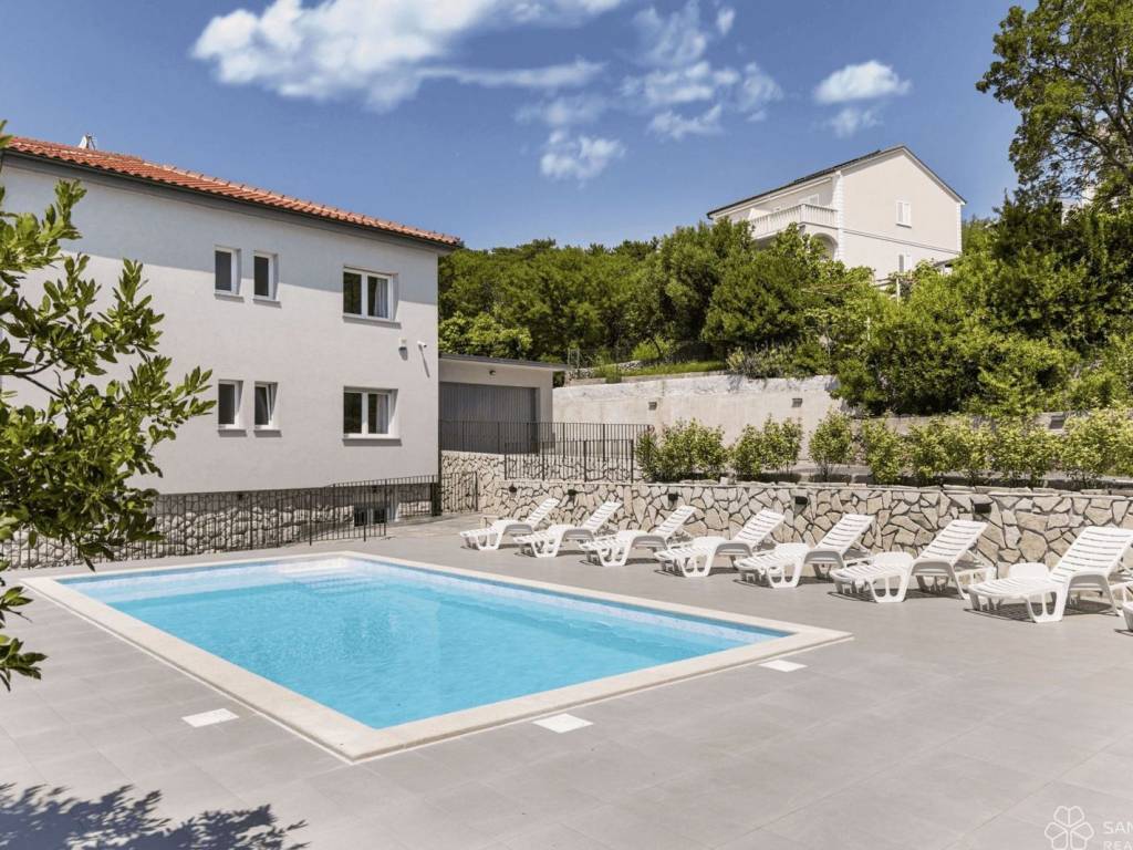 Vila, Prodaja, Novi Vinodolski, Povile