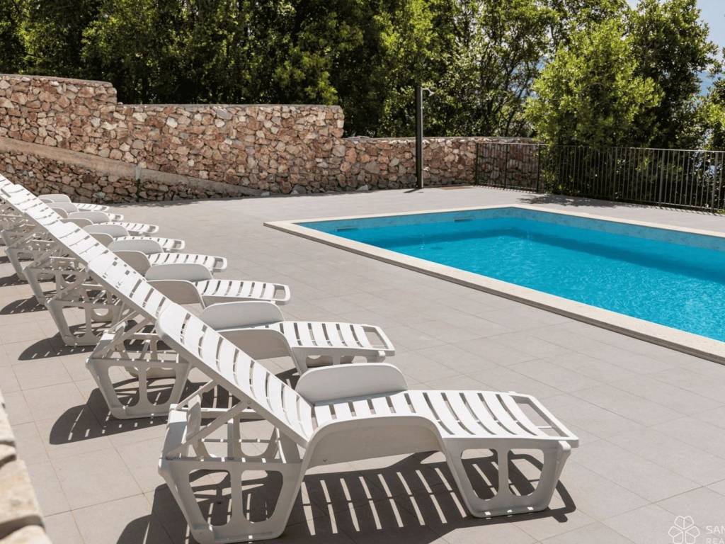 Vila, Prodaja, Novi Vinodolski, Povile