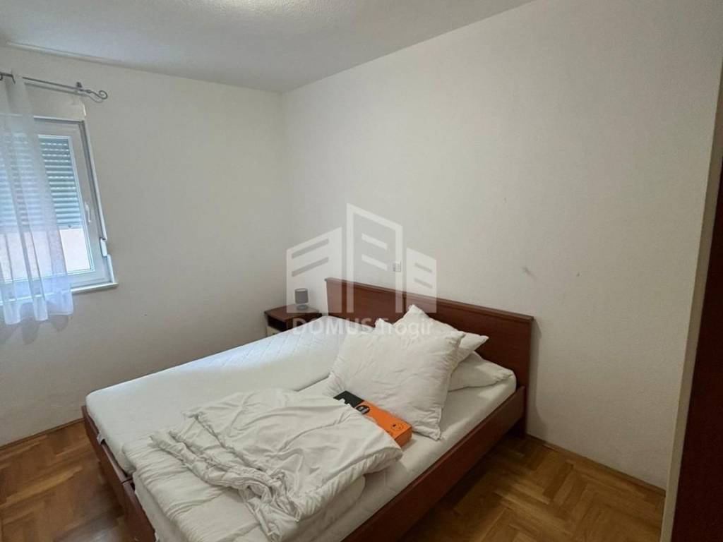 Stan u zgradi, Prodaja, Okrug, Okrug Gornji