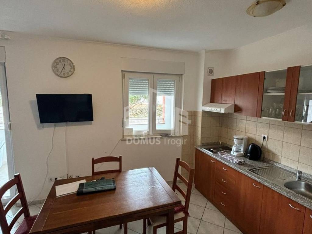 Stan u zgradi, Prodaja, Okrug, Okrug Gornji