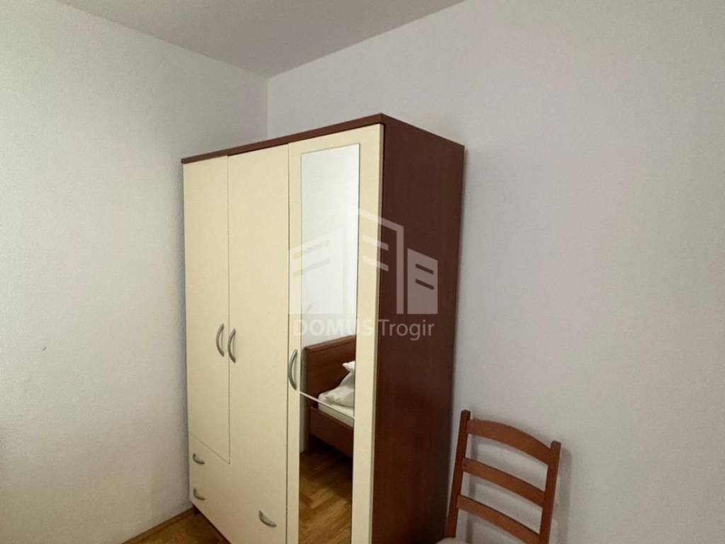 Stan u zgradi, Prodaja, Okrug, Okrug Gornji