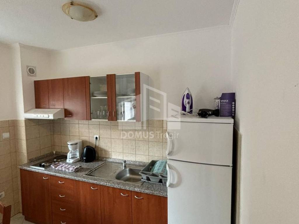 Stan u zgradi, Prodaja, Okrug, Okrug Gornji