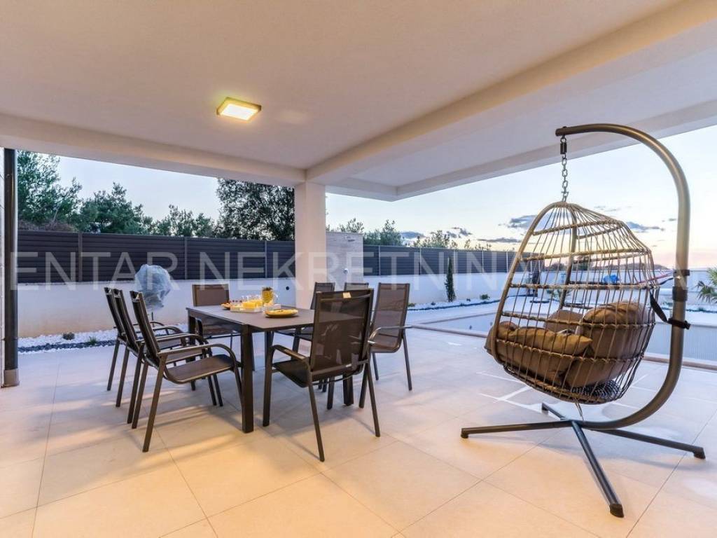 Luksuzna vila, Prodaja, Nin, Zaton