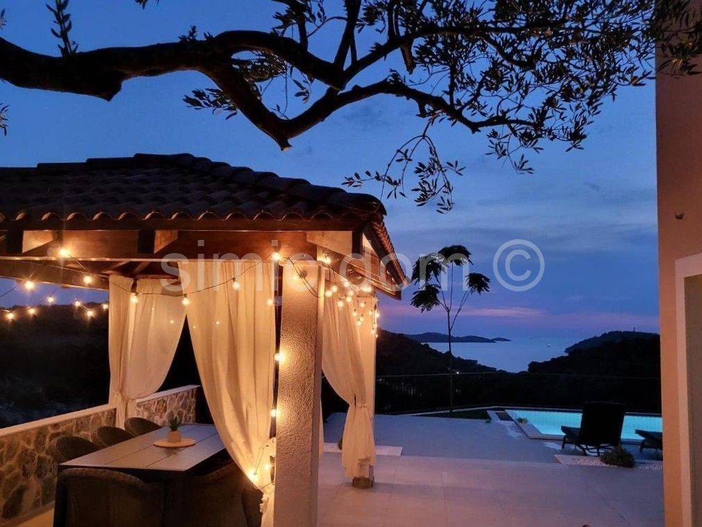 Luksuzna vila, Prodaja, Rogoznica, Rogoznica