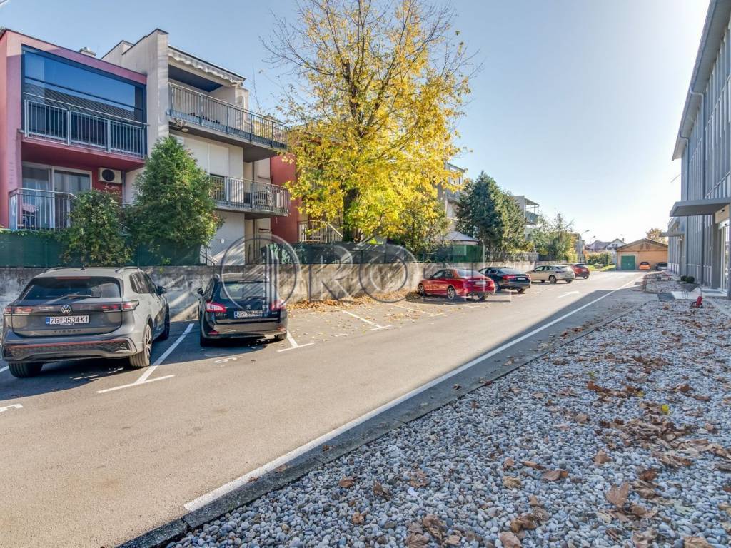 Ured, Najam, Zagreb, Črnomerec