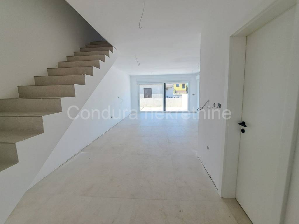 Kuća u nizu, Prodaja, Vrsi, Vrsi