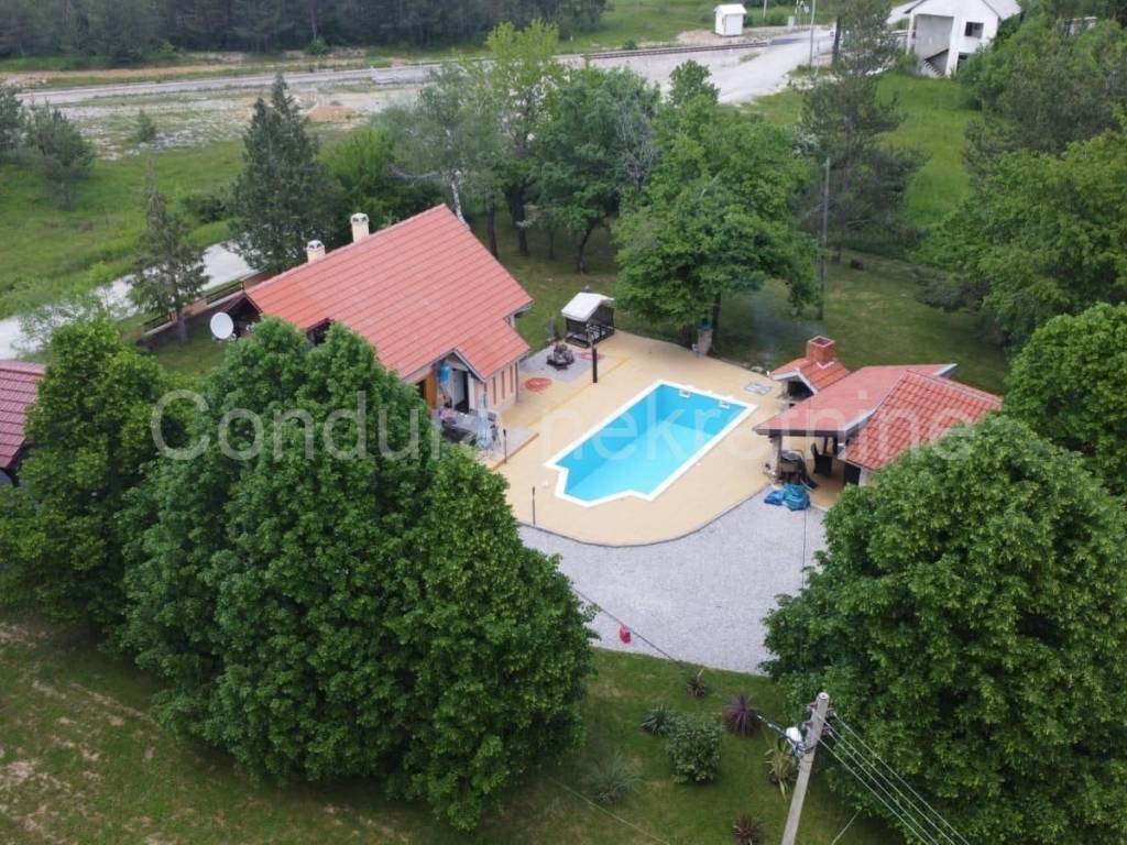 Nekretnina za odmor, Prodaja, Gospić - Okolica, Kruškovac