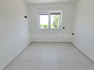 Apartman na moru, Prodaja, Nin, Nin