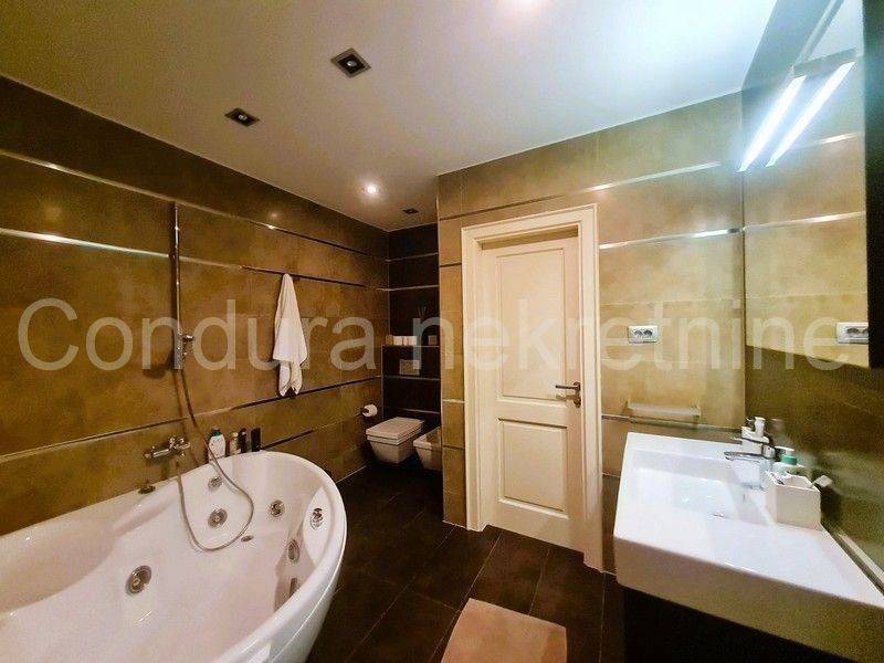 Stan u zgradi, Prodaja, Zadar, Zadar