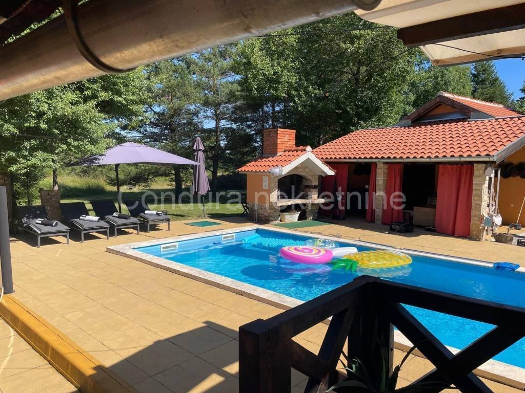 Nekretnina za odmor, Prodaja, Gospić - Okolica, Kruškovac