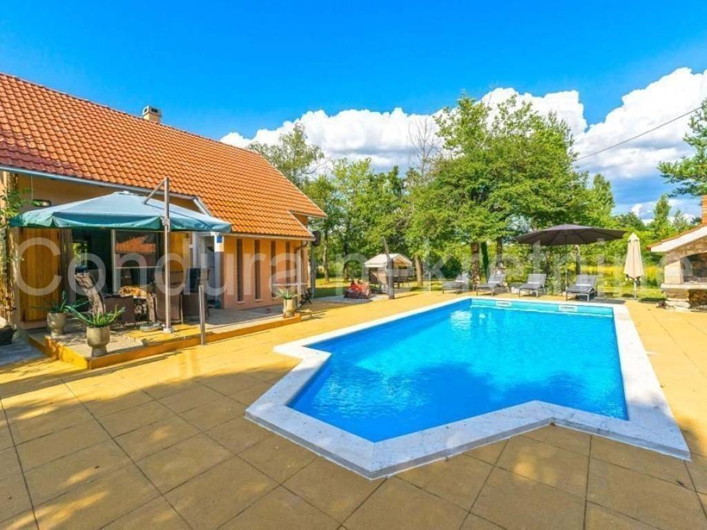 Nekretnina za odmor, Prodaja, Gospić - Okolica, Kruškovac