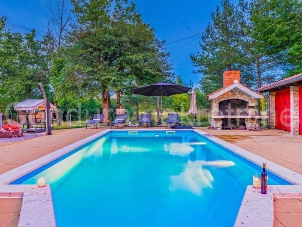 Nekretnina za odmor, Prodaja, Gospić - Okolica, Kruškovac