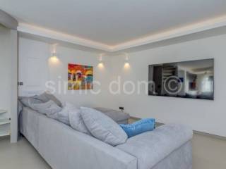 Luksuzna vila, Prodaja, Supetar, Supetar