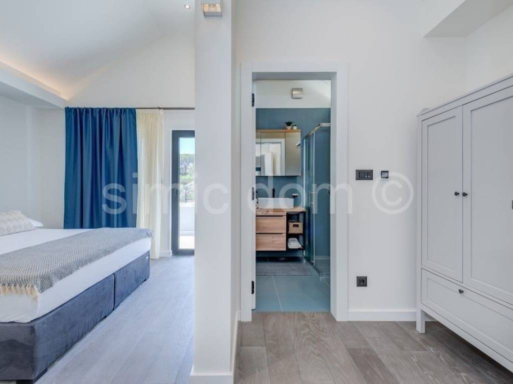 Luksuzna vila, Prodaja, Supetar, Supetar