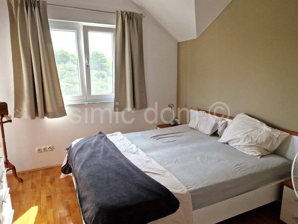 Apartman na moru, Prodaja, Okrug, Okrug Gornji