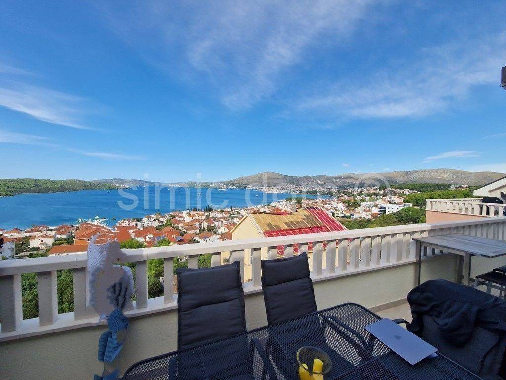 Apartman na moru, Prodaja, Okrug, Okrug Gornji