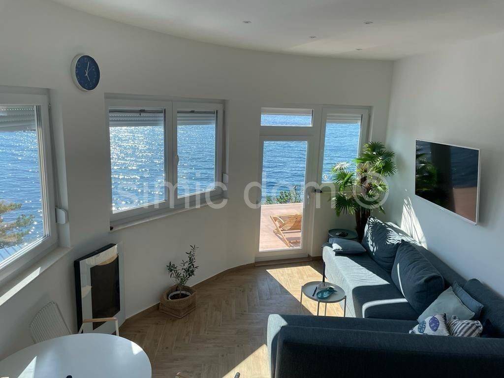 Stambeno poslovni objekt, Prodaja, Senj, Jablanac