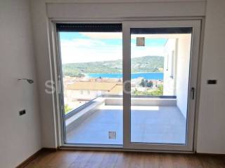 Apartman na moru, Prodaja, Primošten, Primošten