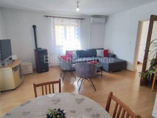 Dvojna kuća, Prodaja, Hvar, Hvar