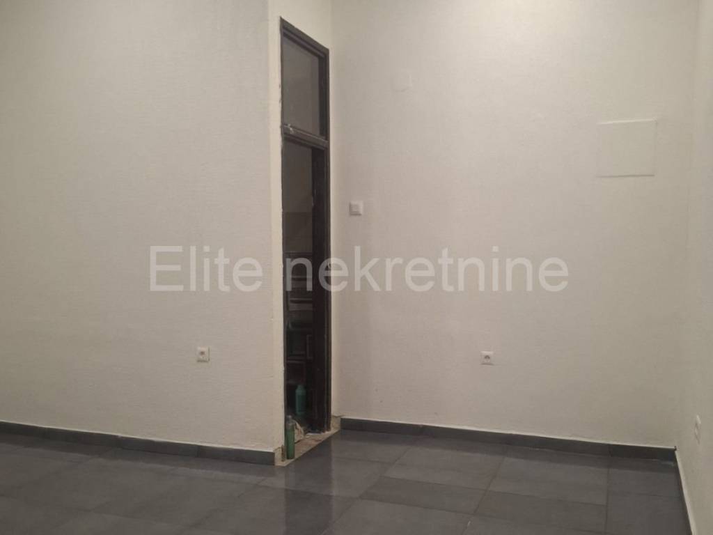 Prodajno-skladišni prostor, Prodaja, Rijeka, Sjever