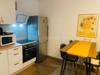 Stan u kući, Najam, Kostrena, Žuknica