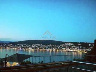 House with apartments, Sale, Okrug, Okrug Donji