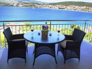 House with apartments, Sale, Okrug, Okrug Donji
