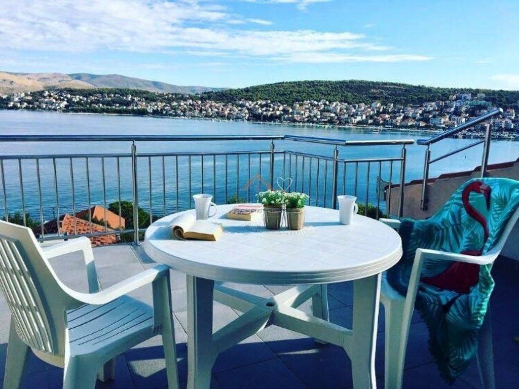 House with apartments, Sale, Okrug, Okrug Donji