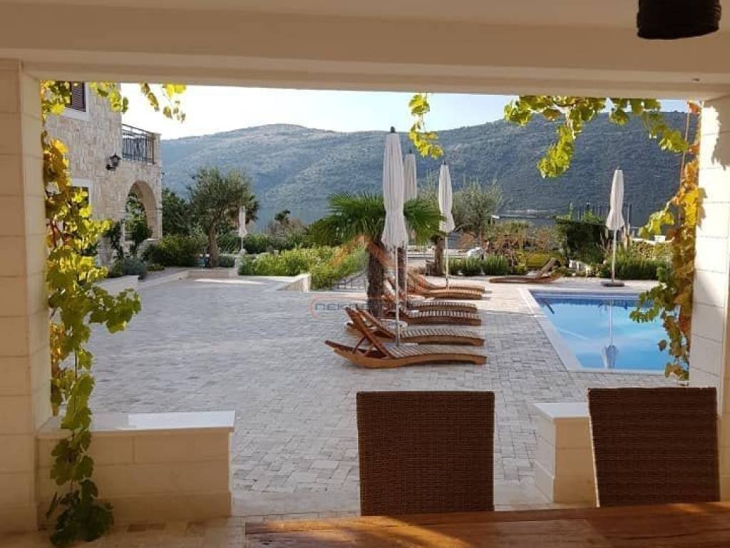 Villa, Sale, Marina, Marina