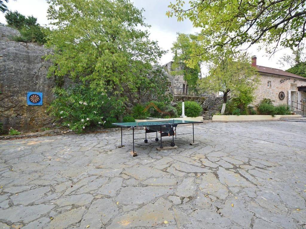 Stone house, Sale, Drniš, Siverić