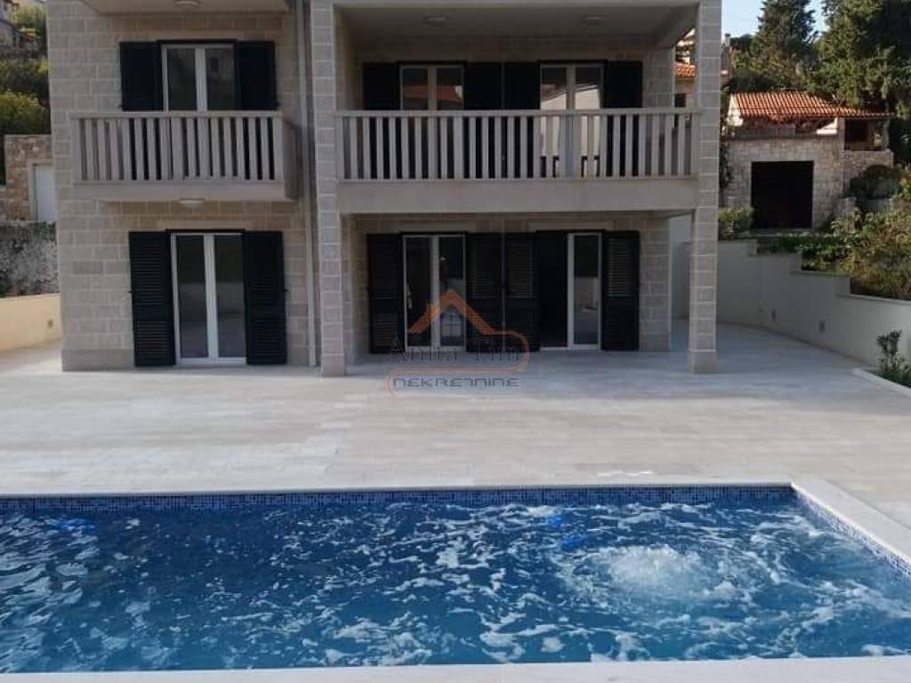 House by the sea, Sale, Supetar, Splitska