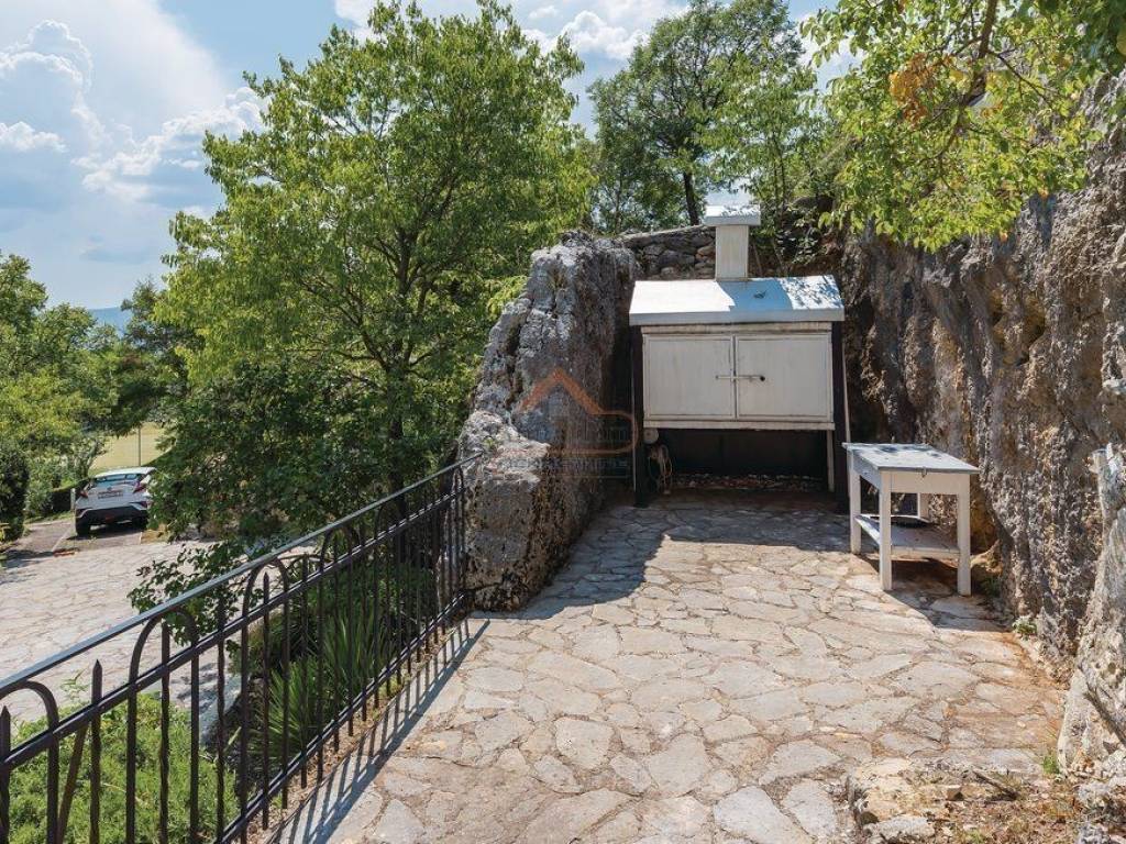 Stone house, Sale, Drniš, Siverić