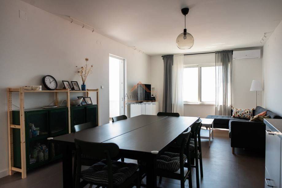 House by the sea, Sale, Omiš, Pisak