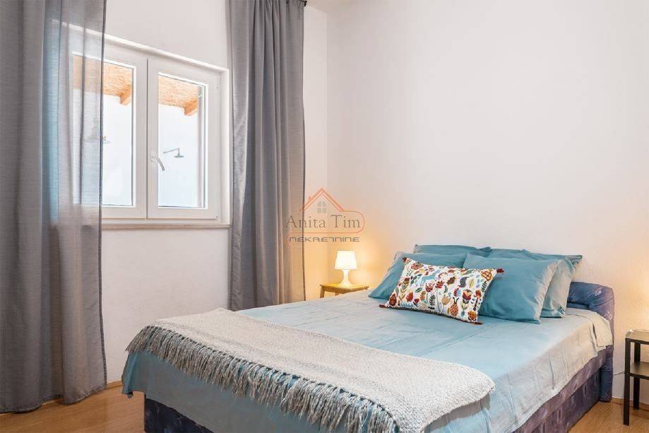 House by the sea, Sale, Omiš, Pisak