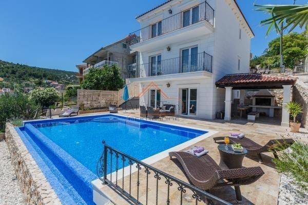 Luxury villa, Sale, Marina, Marina