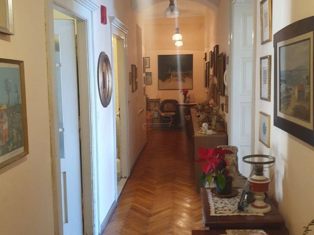 Flat in an urban villa, Sale, Split, Split