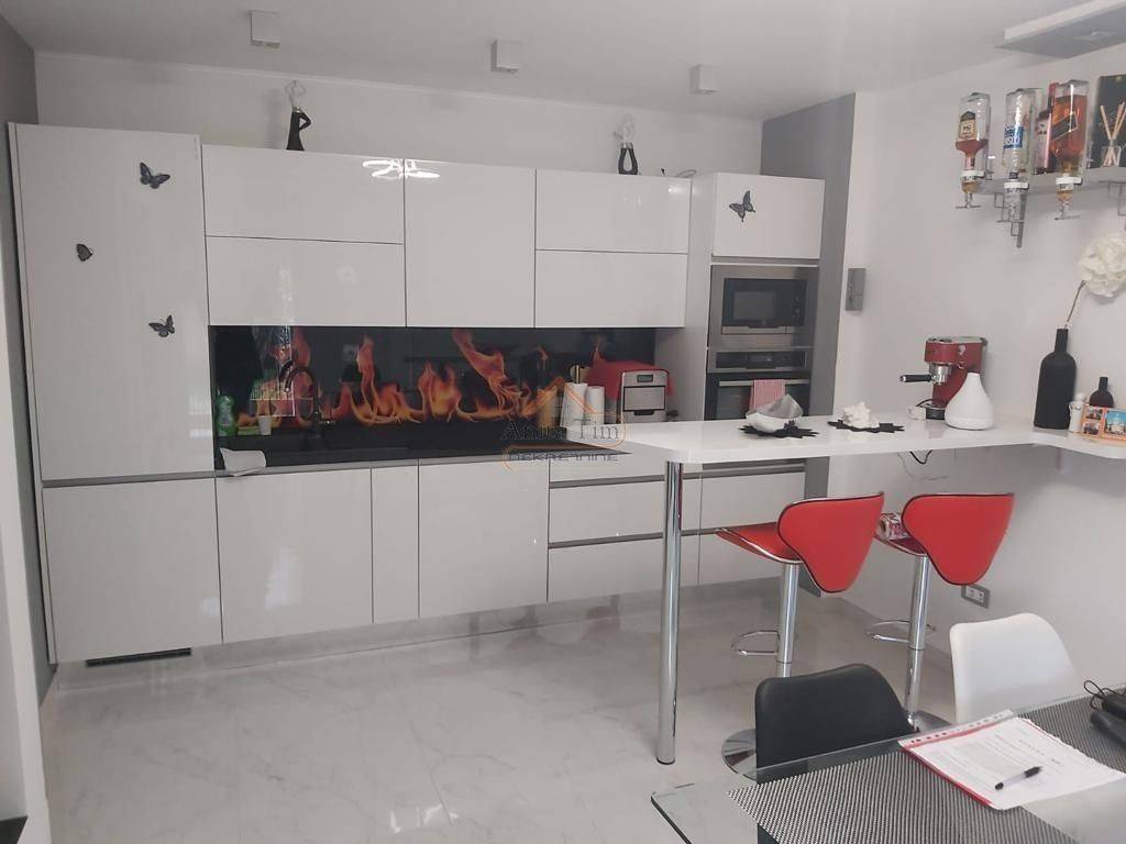 Flat in a building, Sale, Split, Split