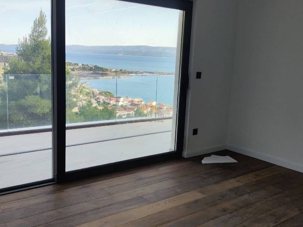 Villa, Sale, Dugi rat, Dugi Rat