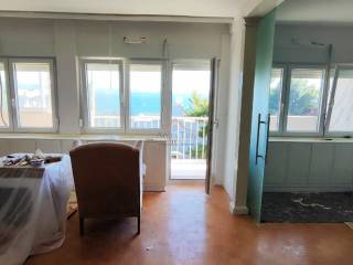 Flat in a building, Sale, Split, Split