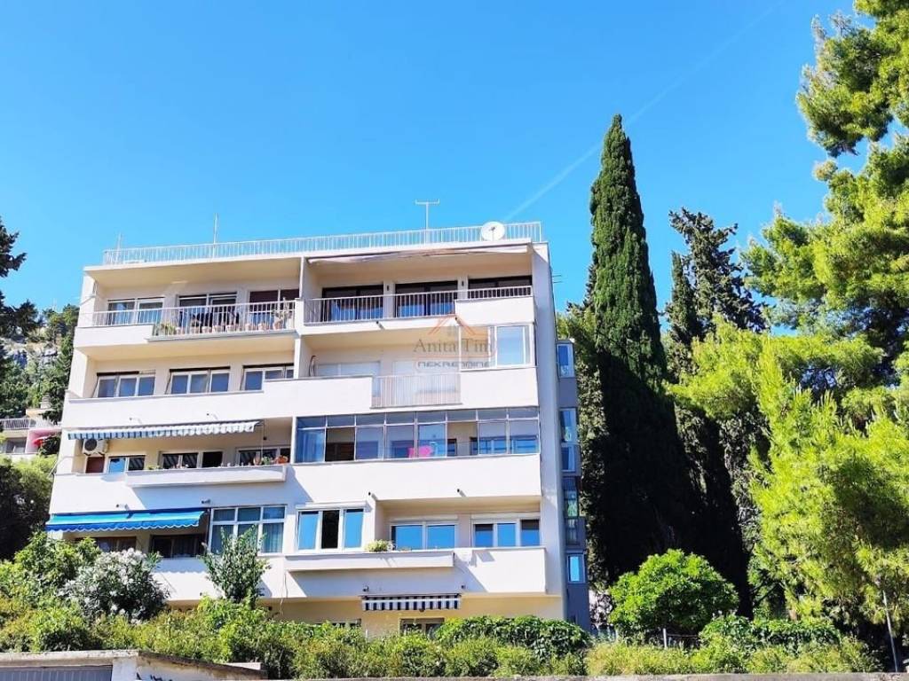 Flat in a building, Sale, Split, Split
